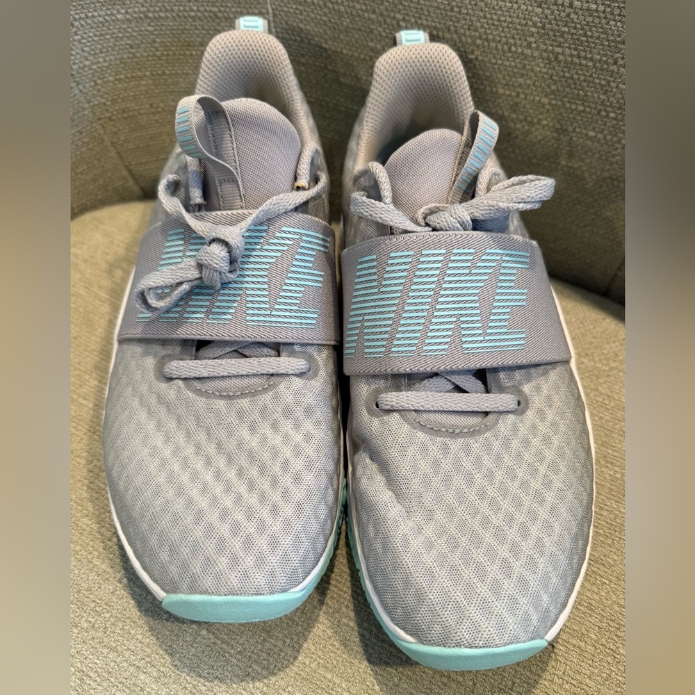 NEW Nike Renew Cross Train Grey Blue Mesh Sneakers Size 7